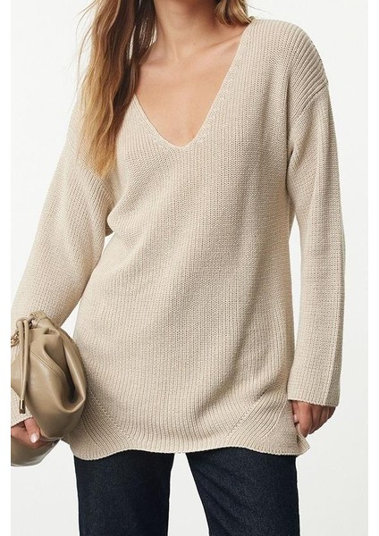 Stil Modern Kadın Regular Standart Kol V Yaka Geniş Kalıp Basic Triko Kazak