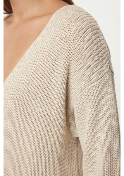 Stil Modern Kadın Regular Standart Kol V Yaka Geniş Kalıp Basic Triko Kazak indirimleri