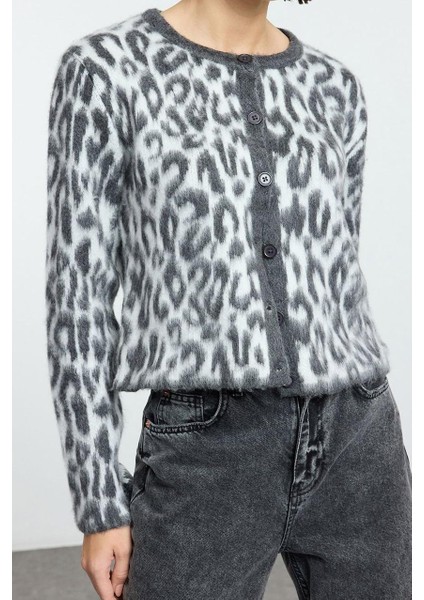 Kadın Moda Şık Bisiklet Yaka Standart Kol Regular Leopar Desenli Triko Hırka