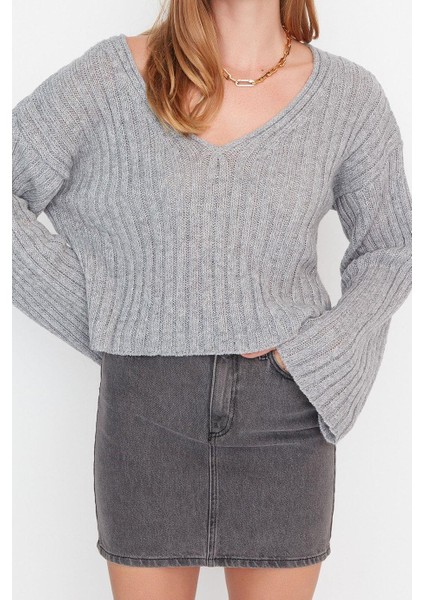 Kadın Moda Şık V Yaka Standart Kol Crop Yünlü Geniş Kalıp Basic Triko Kazak fiyatları