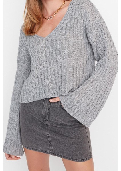 Kadın Moda Şık V Yaka Standart Kol Crop Yünlü Geniş Kalıp Basic Triko Kazak indirimleri