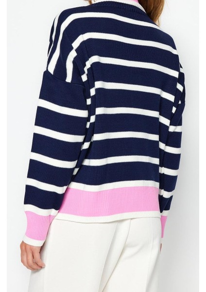 Kadın Moda Şık Dik Yaka Standart Kol Regular Süper Geniş Kalıp Triko Kazak indirimleri