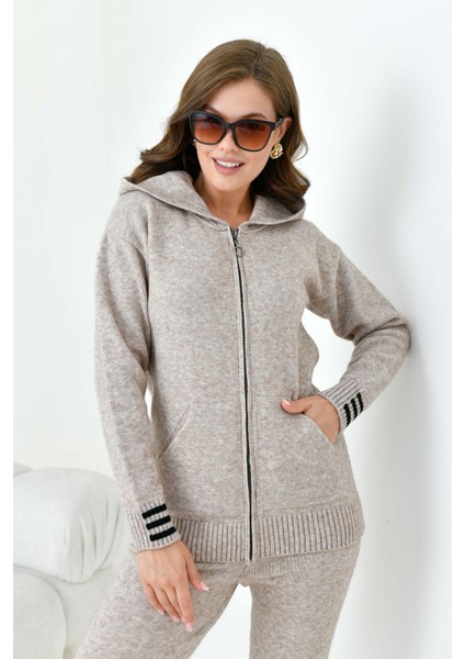 Kadın Çizgi Detaylı Ikili Takım Taş fırsatları