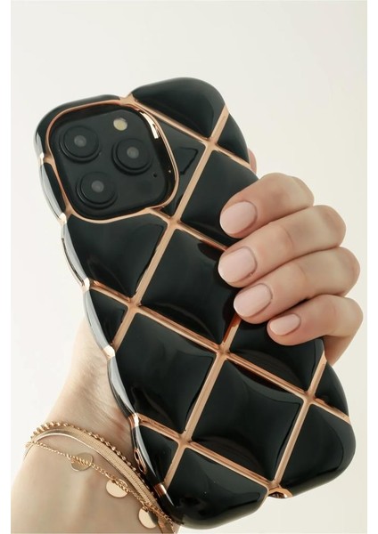 Iphone 14 Pro Max Uyumlu Kabarta 3D Baklava Desenli Yaldız Çizgi Detaylı Diana Kılıf fiyatları