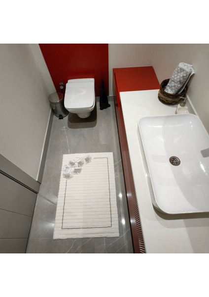 Beyaz Çiçek Desenli Inopoli Banyo Paspası Veya Banyo Halısı