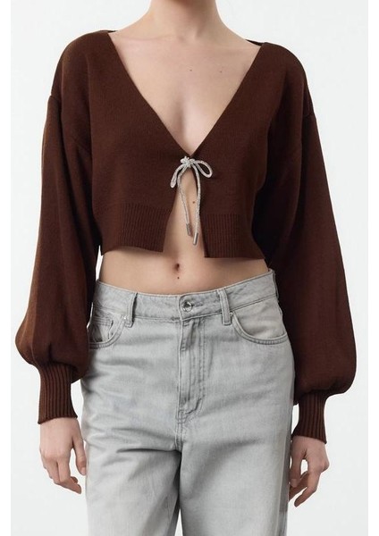 Stil Modern Kadın Crop Düşük Kol V Yaka Süper Basic Fiyonklu Triko Hırka