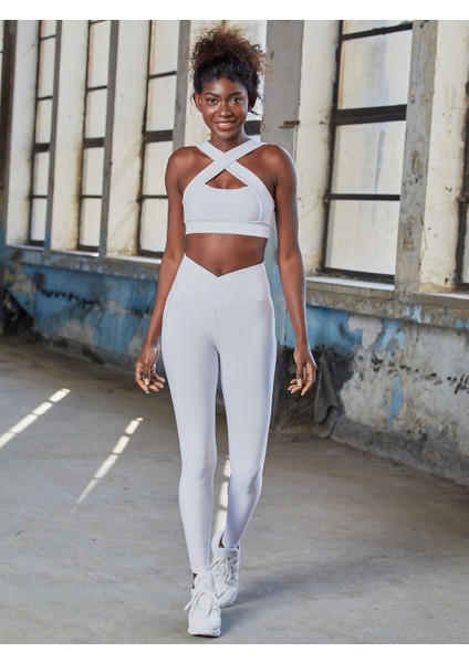 Beyaz Çapraz Bel Tasarımlı Spor Tayt fiyatları