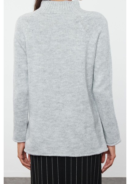 Stil Modern Kadın Uzun Reglan Kol Dik Yaka Yumuşak Dokulu Dikişsiz Triko Kazak fırsatları