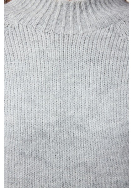 Stil Modern Kadın Uzun Reglan Kol Dik Yaka Yumuşak Dokulu Dikişsiz Triko Kazak indirimleri