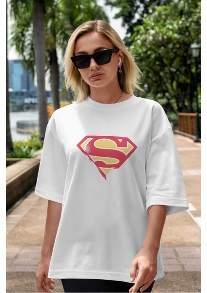 Superman Ön Baskılı Beyaz Oversize T-Shirt Bisiklet Yaka Erkek Kadın indirimleri