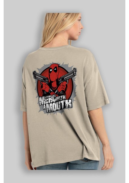 Deadpool (13) Arka Baskılı Bej Oversize T-Shirt Bisiklet Yaka Pamuk Erkek Kadın modelleri
