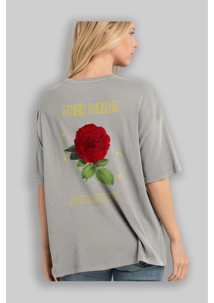 Studio Shodwe Rose Arka Baskılı Gri Oversize T-Shirt Unisex Erkek Kadın Bisiklet Yaka modelleri