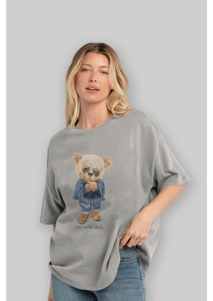Teddy Bear Born With Style Ön Baskılı Gri Oversize T-Shirt Unisex Erkek Kadın Bisiklet Yaka fırsatları