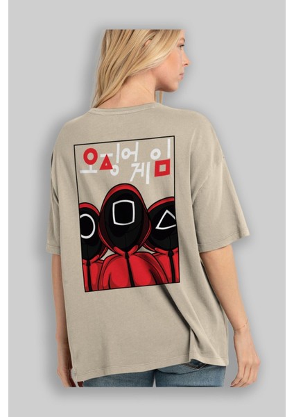 Squid Game (7) Arka Baskılı Bej Oversize T-Shirt Bisiklet Yaka Pamuk Erkek Kadın modelleri