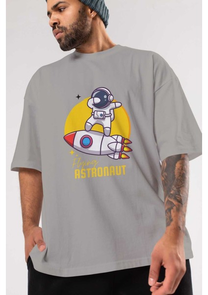 Flying Astronaut Yazılı Ön Baskılı Gri Oversize T-Shirt Unisex Erkek Kadın Bisiklet Yaka modelleri