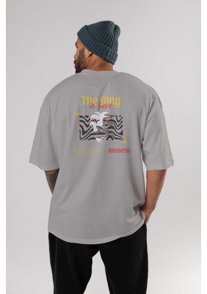 The King Is Here Yazılı Arka Baskılı Gri Oversize T-Shirt Unisex Erkek Kadın Bisiklet Yaka fırsatları