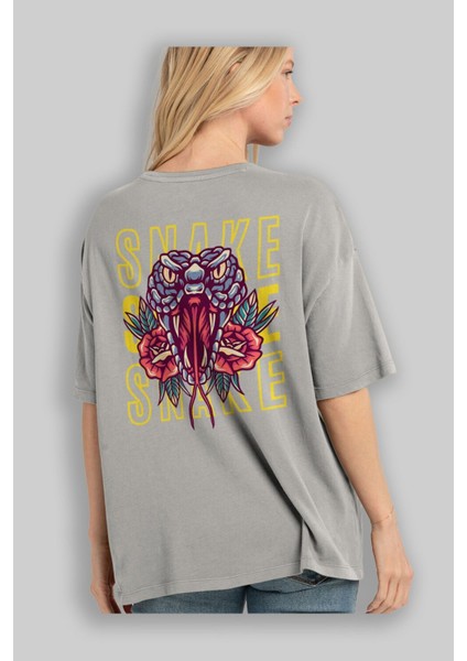 Snake Arka Baskılı Gri Oversize T-Shirt Unisex Erkek Kadın Bisiklet Yaka modelleri