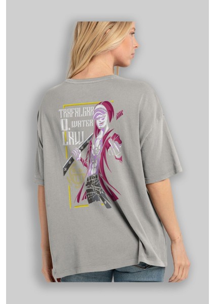 Trafalgar D. Water Law Arka Baskılı Gri Oversize T-Shirt Unisex Erkek Kadın Bisiklet Yaka modelleri