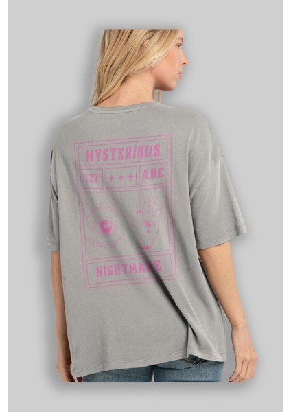 Mysterious Nightmare Arka Baskılı Gri Oversize T-Shirt Unisex Erkek Kadın Bisiklet Yaka modelleri