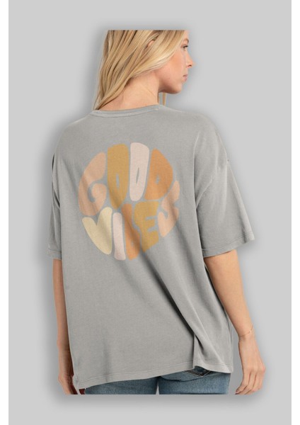 Good Vibes Yazılı 3 Arka Baskılı Gri Oversize T-Shirt Unisex Erkek Kadın Bisiklet Yaka modelleri