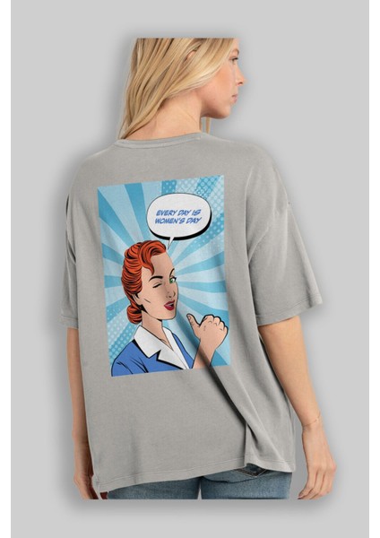 Everyday Is Women Day Arka Baskılı Gri Oversize T-Shirt Unisex Erkek Kadın Bisiklet Yaka modelleri