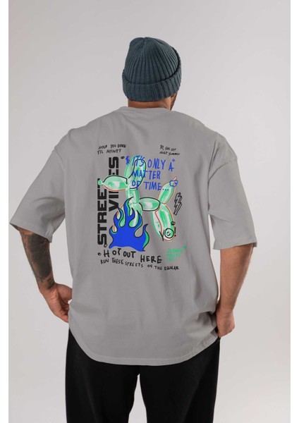 Street Vibes Arka Baskılı Gri Oversize T-Shirt Unisex Erkek Kadın Bisiklet Yaka