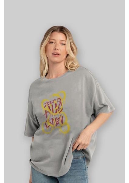 Zero Hug Bear Ön Baskılı Gri Oversize T-Shirt Unisex Erkek Kadın Bisiklet Yaka fırsatları