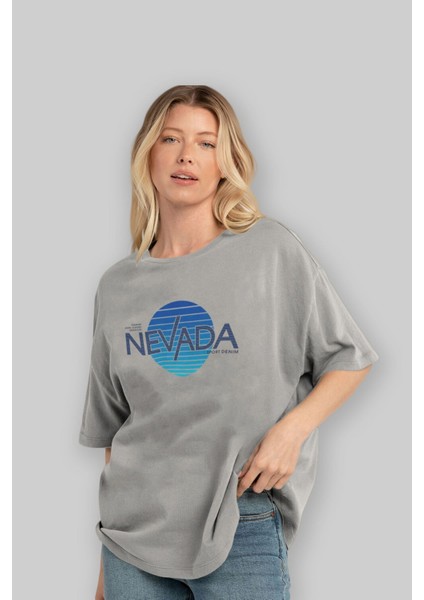 Nevada Ön Baskılı Gri Oversize T-Shirt Unisex Erkek Kadın Bisiklet Yaka