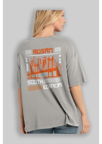 Busan Arka Baskılı Gri Oversize T-Shirt Unisex Erkek Kadın Bisiklet Yaka modelleri