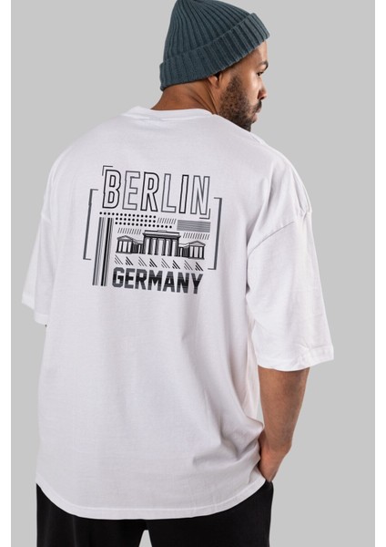 Berlin Arka Baskılı Beyaz Oversize T-Shirt Erkek Kadın Bisiklet Yaka indirimleri