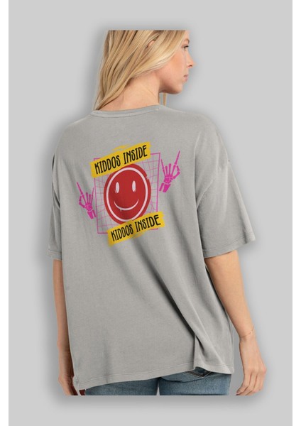 Kiddos Inside Arka Baskılı Gri Oversize T-Shirt Unisex Erkek Kadın Bisiklet Yaka modelleri