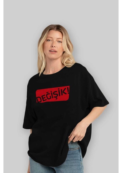 Değişik Ön Baskılı Siyah Oversize T-Shirt Erkek Kadın Bisiklet Yaka fırsatları