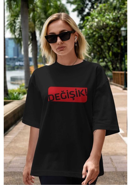 Değişik Ön Baskılı Siyah Oversize T-Shirt Erkek Kadın Bisiklet Yaka indirimleri