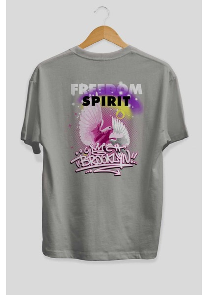 Freedom Spirit Brooklyn Arka Baskılı Gri Oversize T-Shirt Unisex Erkek Kadın Bisiklet Yaka fiyatları