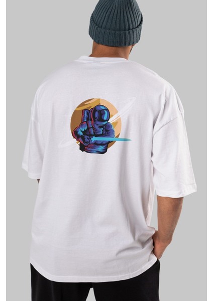 Astro Knight Arka Baskılı Beyaz Oversize T-Shirt Erkek Kadın Bisiklet Yaka indirimleri