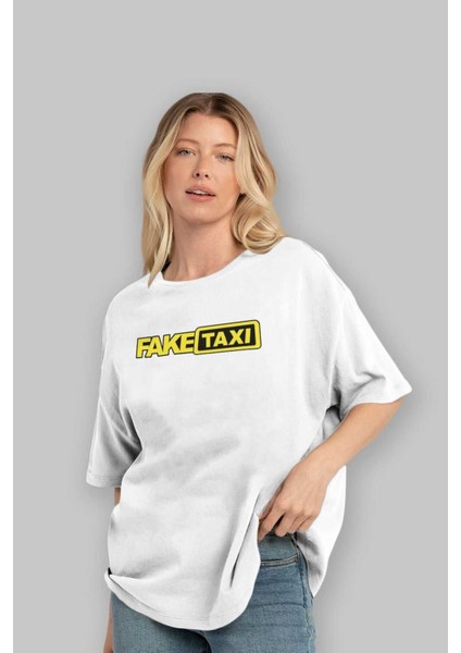 Fake Taxi Ön Baskılı Beyaz Oversize T-Shirt Erkek Kadın Bisiklet Yaka fırsatları
