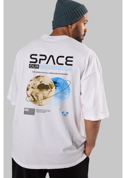 Space Our Arka Baskılı Beyaz Oversize T-Shirt Erkek Kadın Bisiklet Yaka modelleri