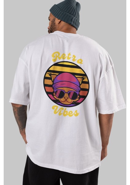 Cat Retro Vibes Arka Baskılı Beyaz Oversize T-Shirt Erkek Kadın Bisiklet Yaka