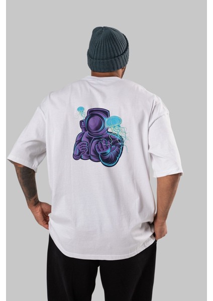 Astronaut And Jellyfish Arka Baskılı Beyaz Oversize T-Shirt Erkek Kadın Bisiklet Yaka