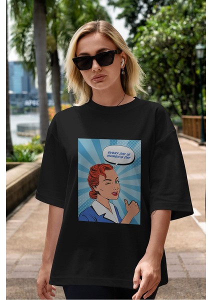 Everyday Is Women Day Ön Baskılı Siyah Oversize T-Shirt Erkek Kadın Bisiklet Yaka modelleri