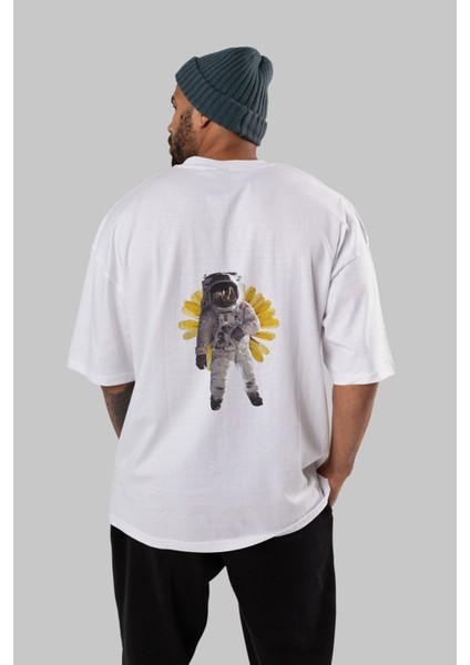 Astronaut Streetwear Arka Baskılı Beyaz Oversize T-Shirt Erkek Kadın Bisiklet Yaka fırsatları