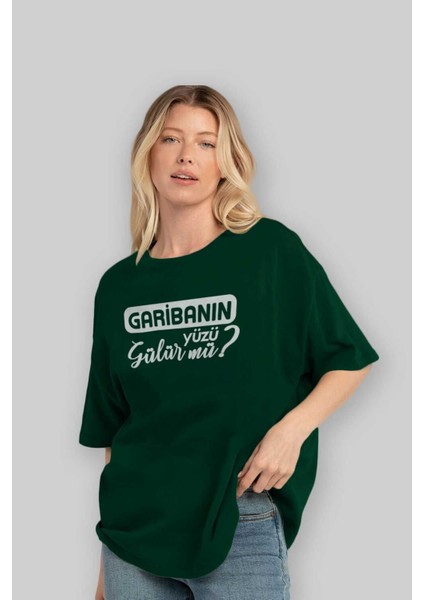 Garibanın Yüzü Gülür Mü Ön Baskılı Zümrüt Yeşili Oversize T-Shirt Erkek Kadın Bisiklet Yaka