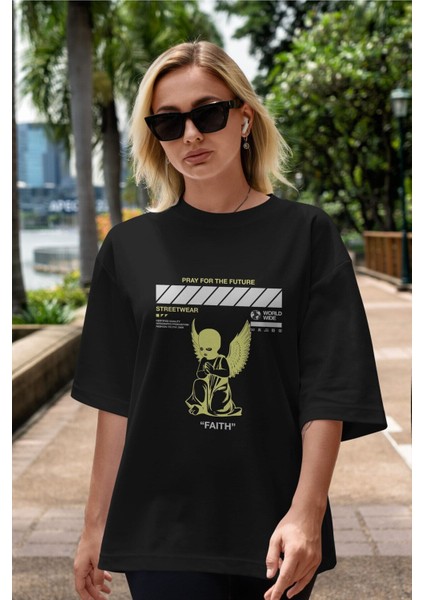 Pray For The Future Ön Baskılı Siyah Oversize T-Shirt Erkek Kadın Bisiklet Yaka