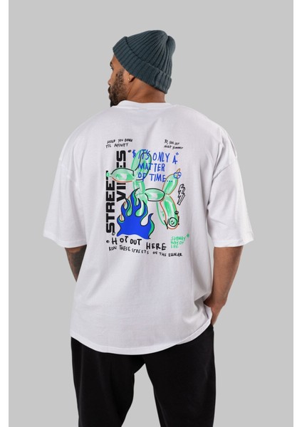 Street Vibes Arka Baskılı Beyaz Oversize T-Shirt Erkek Kadın Bisiklet Yaka