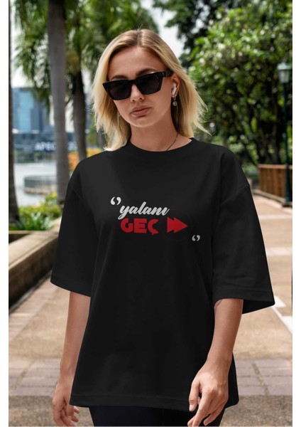 Yalanı Geç Ön Baskılı Siyah Oversize T-Shirt Erkek Kadın Bisiklet Yaka indirimleri