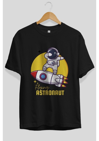 Flying Astronaut Yazılı Ön Baskılı Siyah Oversize T-Shirt Erkek Kadın Bisiklet Yaka modelleri