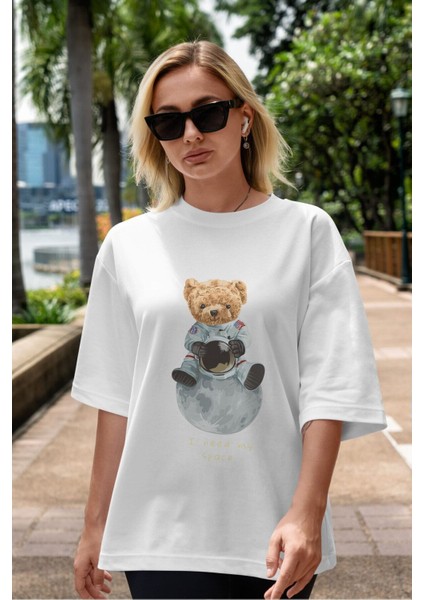 Teddy Bear I Need My Space Ön Baskılı Beyaz Oversize T-Shirt Erkek Kadın Bisiklet Yaka