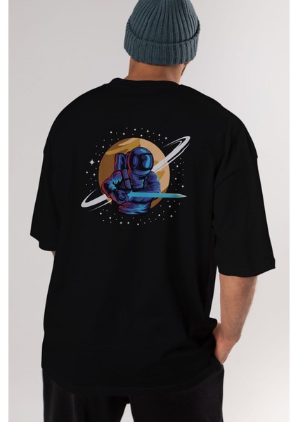 Astro Knight Arka Baskılı Siyah Oversize T-Shirt Erkek Kadın Bisiklet Yaka fiyatları