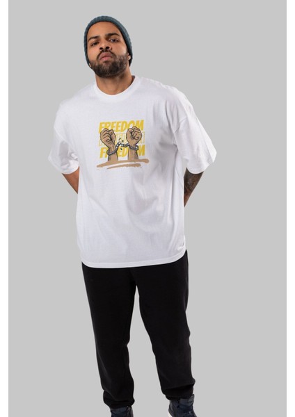 Freedom Yazılı Ön Baskılı Beyaz Oversize T-Shirt Erkek Kadın Bisiklet Yaka fırsatları