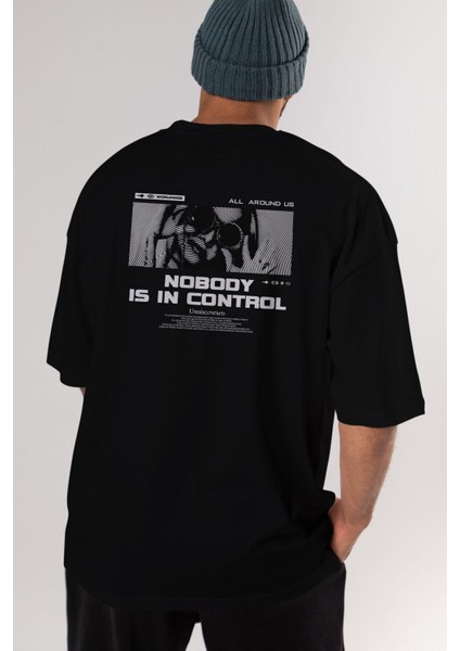 Nobody Is In Control Arka Baskılı Siyah Oversize T-Shirt Erkek Kadın Bisiklet Yaka indirimleri